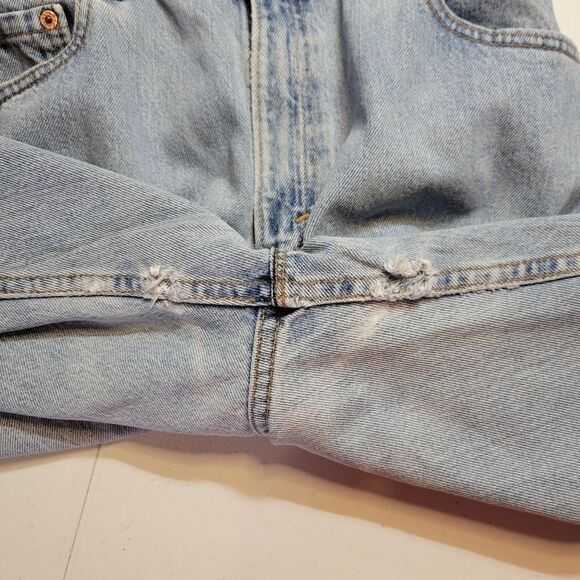 Levi's 550 Vintage 90s Light Wash Blue Jeans High Waisted Relaxed Fit Women's - Picture 9 of 13
